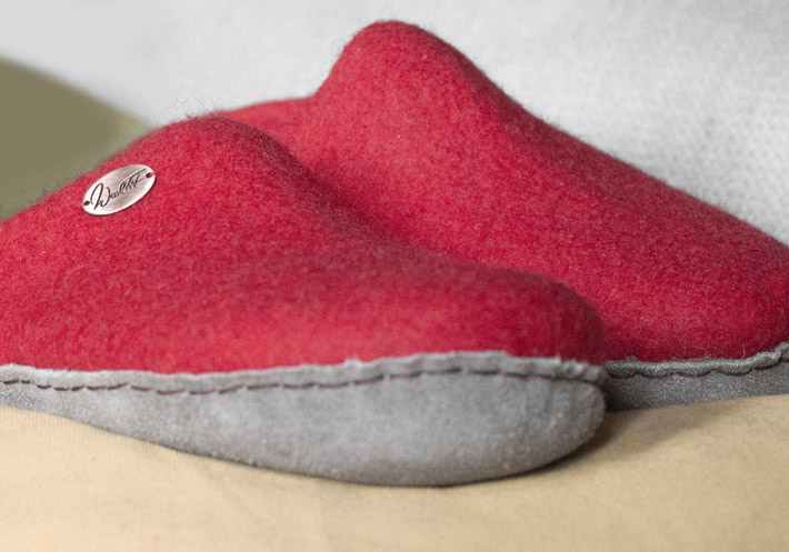 slippers with arch